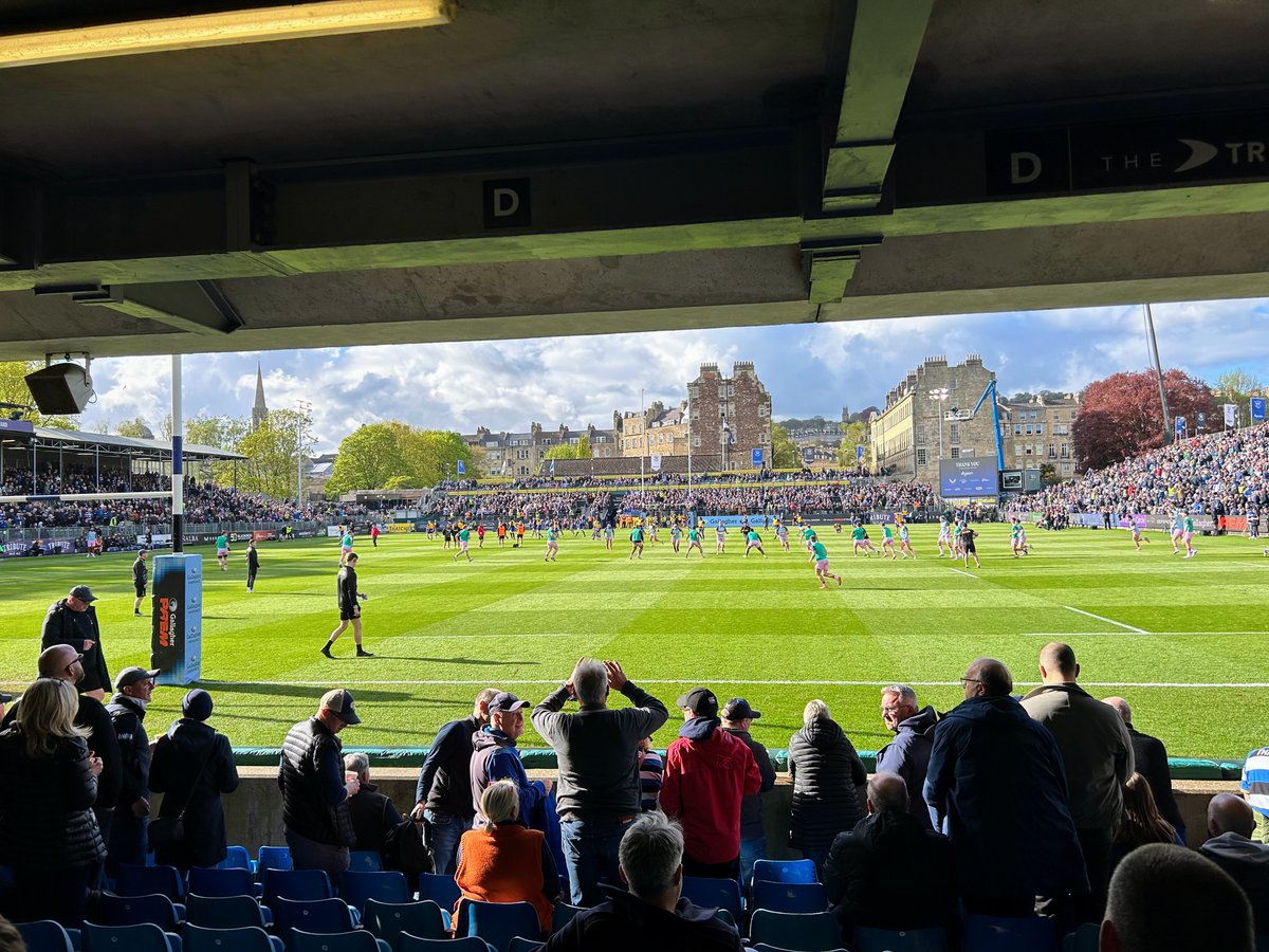 RalphMorton's tweet image. Top weekend in #Bath - first time visit to the Rec and really didn't disappoint. OK, #Quins lost but I wasn't expecting a win but I was expecting effort - and that's what we got, especially from Guido Petti and Capn Dombrandt. Excellent company too👍