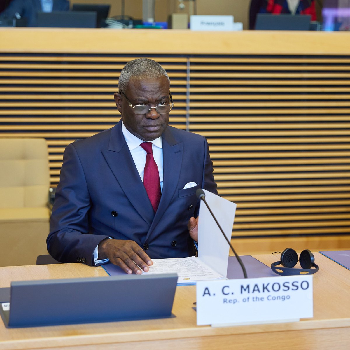 Pusholder tweet media