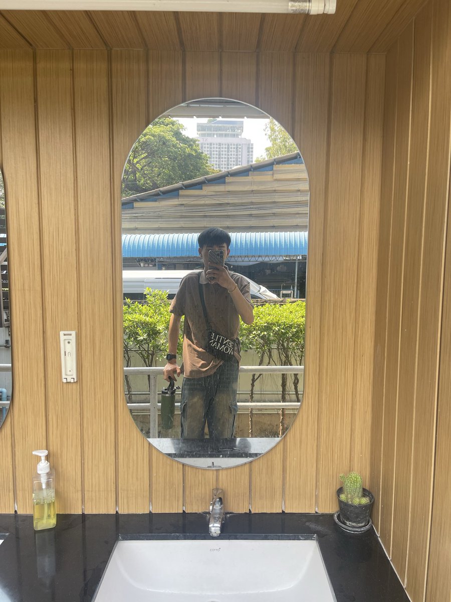 max.56cm😜 tweet media