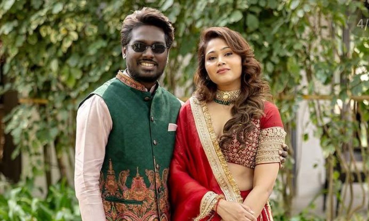thehauterrfly's tweet image. Atlee, Priya Announce Daughter’s Birth With Adorable Post. Congratulations! -  hauterrfly.com/entertainment/… 
#atlee #daughter #InstagramPost #Priya