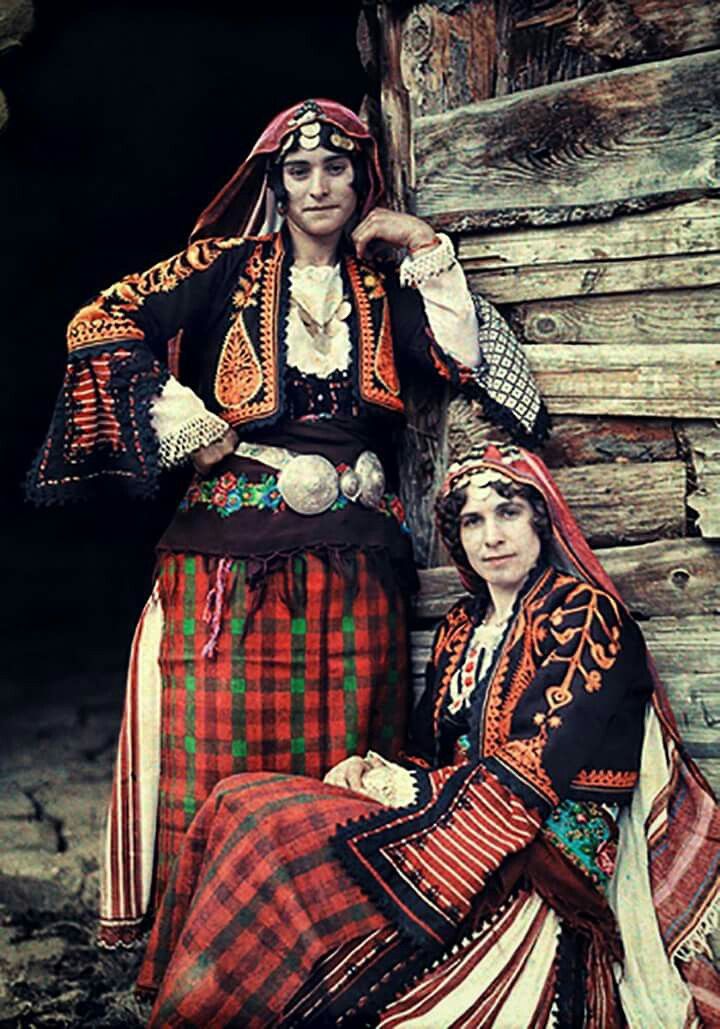 ArchVisionW's tweet image. Rhodope Mountains Bulgaria pure vintage culture 🇧🇬
#Bulgaria