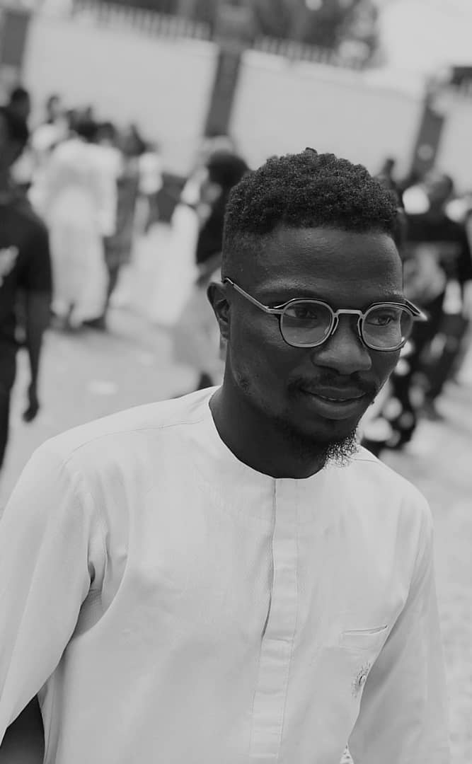 GboladeDesigns's tweet image. Took an unexpected break from designing… and honestly, I needed it.

Gained clarity, reflected on my growth, and now I’m back—working on a personal portfolio project that truly tells my story.

Excited to share soon. 🚀

#UIUX #ProductDesign #DesignJourney