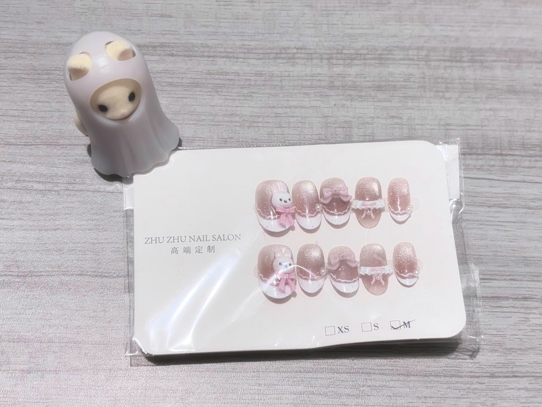 sees 𐙚 tweet media