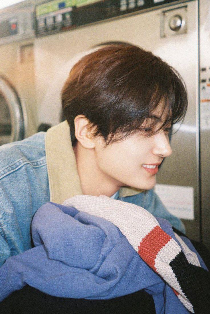 superkaez's tweet photo. @mochinagayomyap @ENHYPEN @ENHYPEN_members heppi bday jeyii, semoga km bahagia dan sehat selalu! wish u all the best thingg 💞

FUEL OF HAPPINESS WITH JAY #JAYKeepsTheENGENEsON #이_순간_종성의_세계야 #ENHYPEN_JAY
@ENHYPEN
@ENHYPEN_members https://t.co/9p9De7Y7Iw
