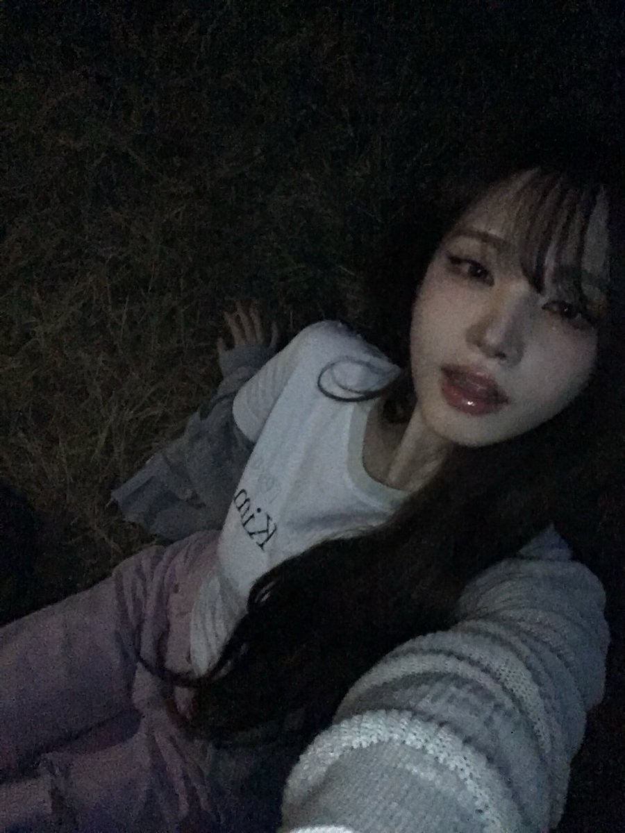 lizzie 𝜗᭪ tweet media