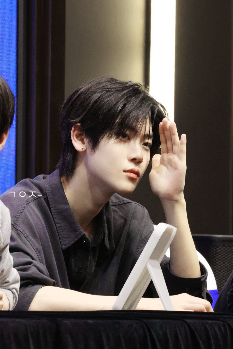 gougou0927's tweet photo. #장여준 #cye #closeyoureyes #JANGYEOJUN 
260419 SHANGHAI https://t.co/3axEEHs6vT