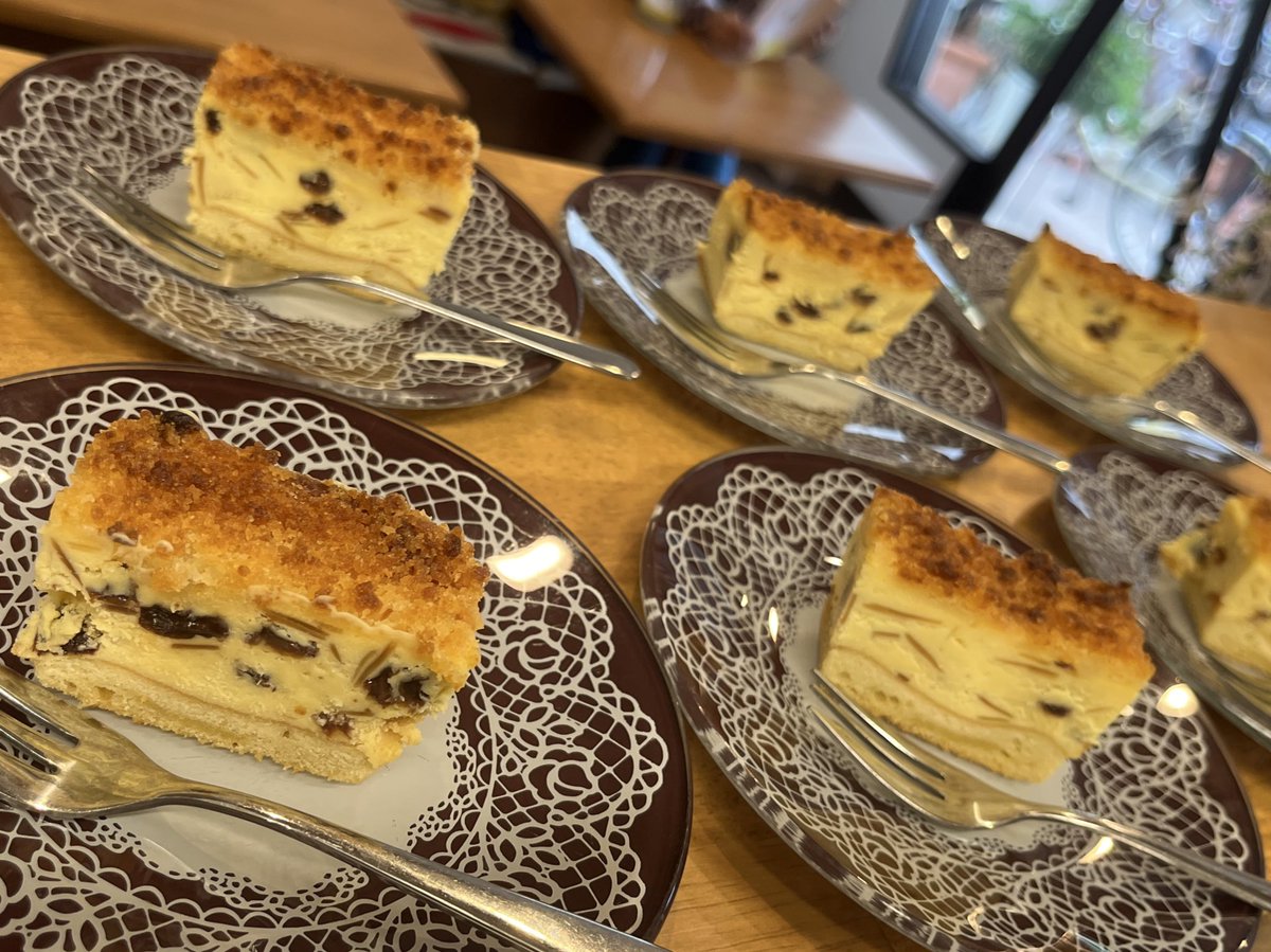 昨日のはなごいた会へは4名様がご参加くださいまして、差し入れにいただいたチーズケーキ休憩を挟みながらわいわい遊びました。
来月もよろしくお願いします。

【はなごいた会】
5/17(日)14時〜18時
twipla.jp/events/725427
#ごいた #はなごいた会