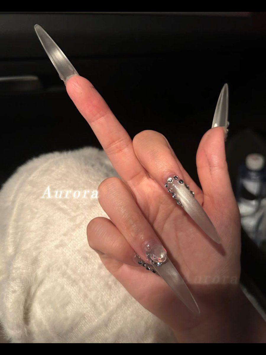 Aurora tweet media