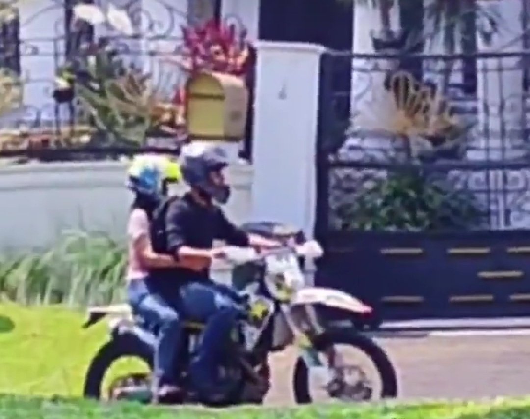 bananachesse tweet media