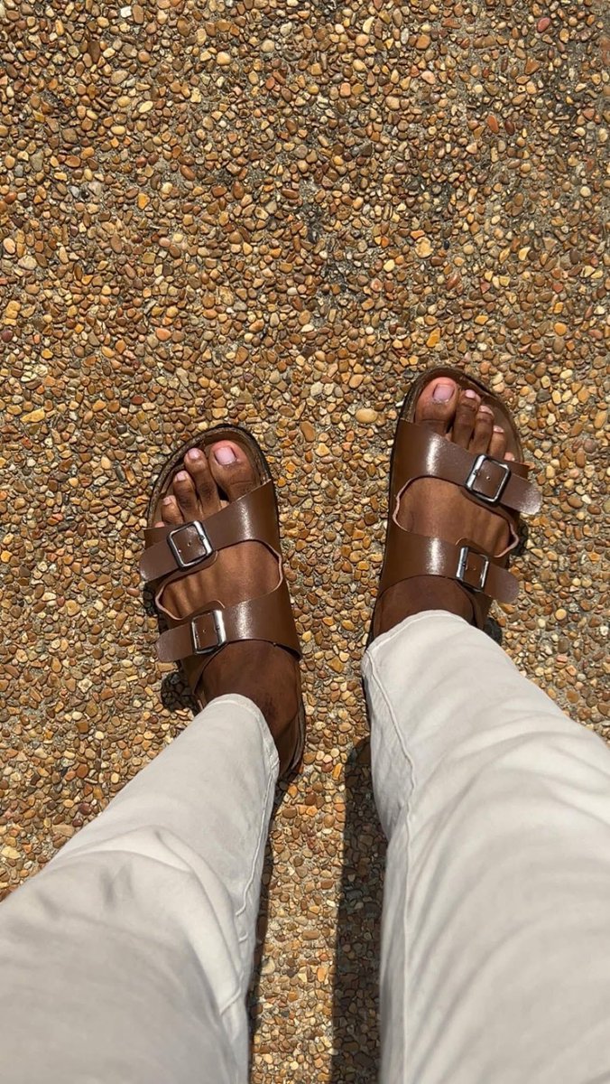 DL🦶Locker tweet media