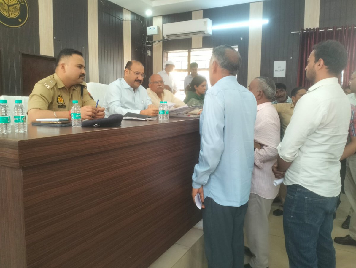 DM Meerut tweet media