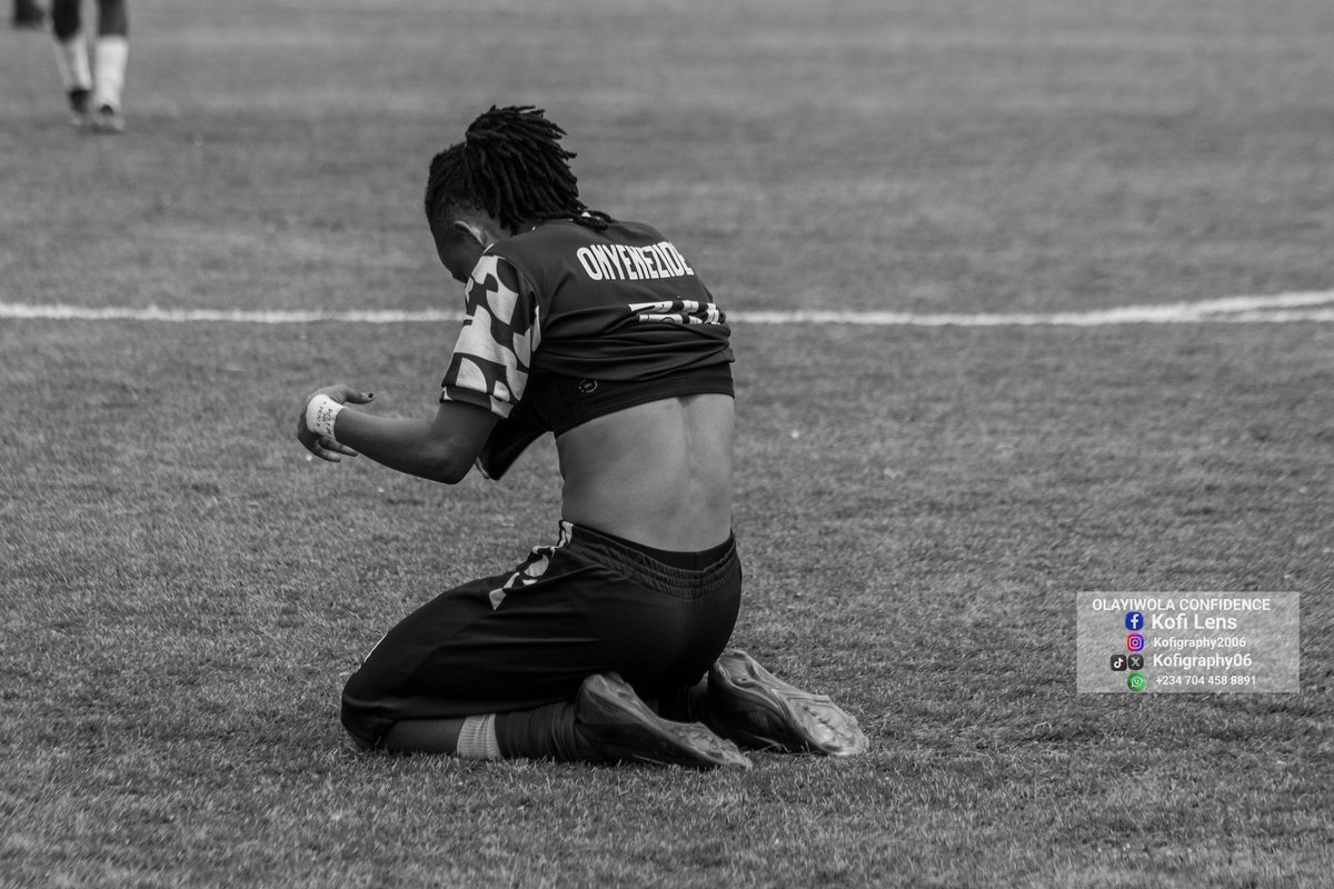 kofigraphy06's tweet photo. In the silence of the pitch, she kneels—not in defeat, but in gratitude. Every drop of sweat, every struggle, every moment led to this. Strength, faith, and passion in one frame. https://t.co/tEb3RkbSe2