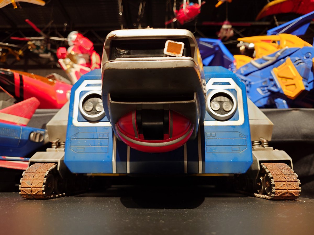 ExCALIBUR@戦隊ロケ地研究家「戦隊ロケ地研究本」通販中 tweet media