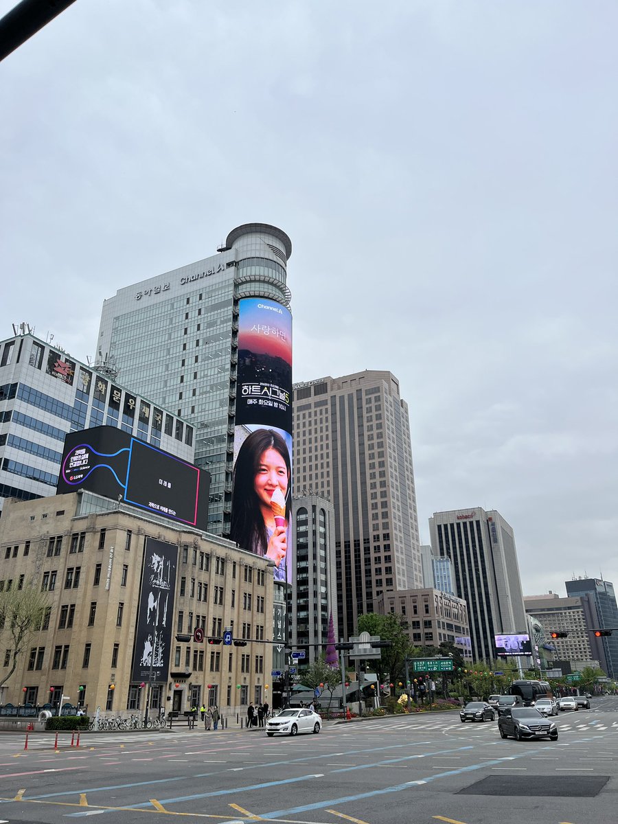 Blueman1971 tweet media