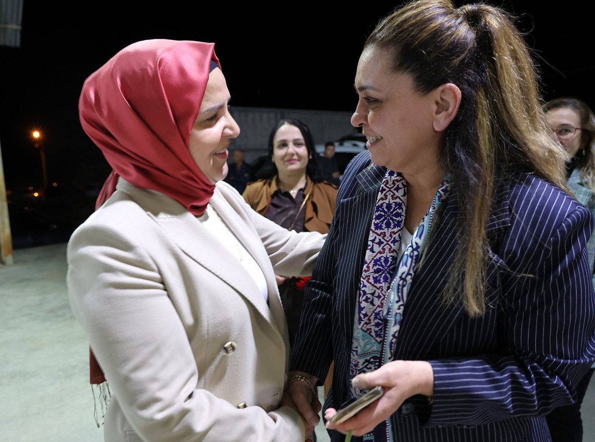 akkadinantalya's tweet photo. 📍Aksu /Boztepe
Mahallesi

Mahalle Muhtarı Bayram Karsavuran’ın kadınlarımıza yönelik düzenlediği anlamlı programa İl Kadın Kolları Başkanımız Sayın Gülçin Özboz ve yönetim kurulu üyelerimiz katılım sağladı. https://t.co/UTtTagXTm0