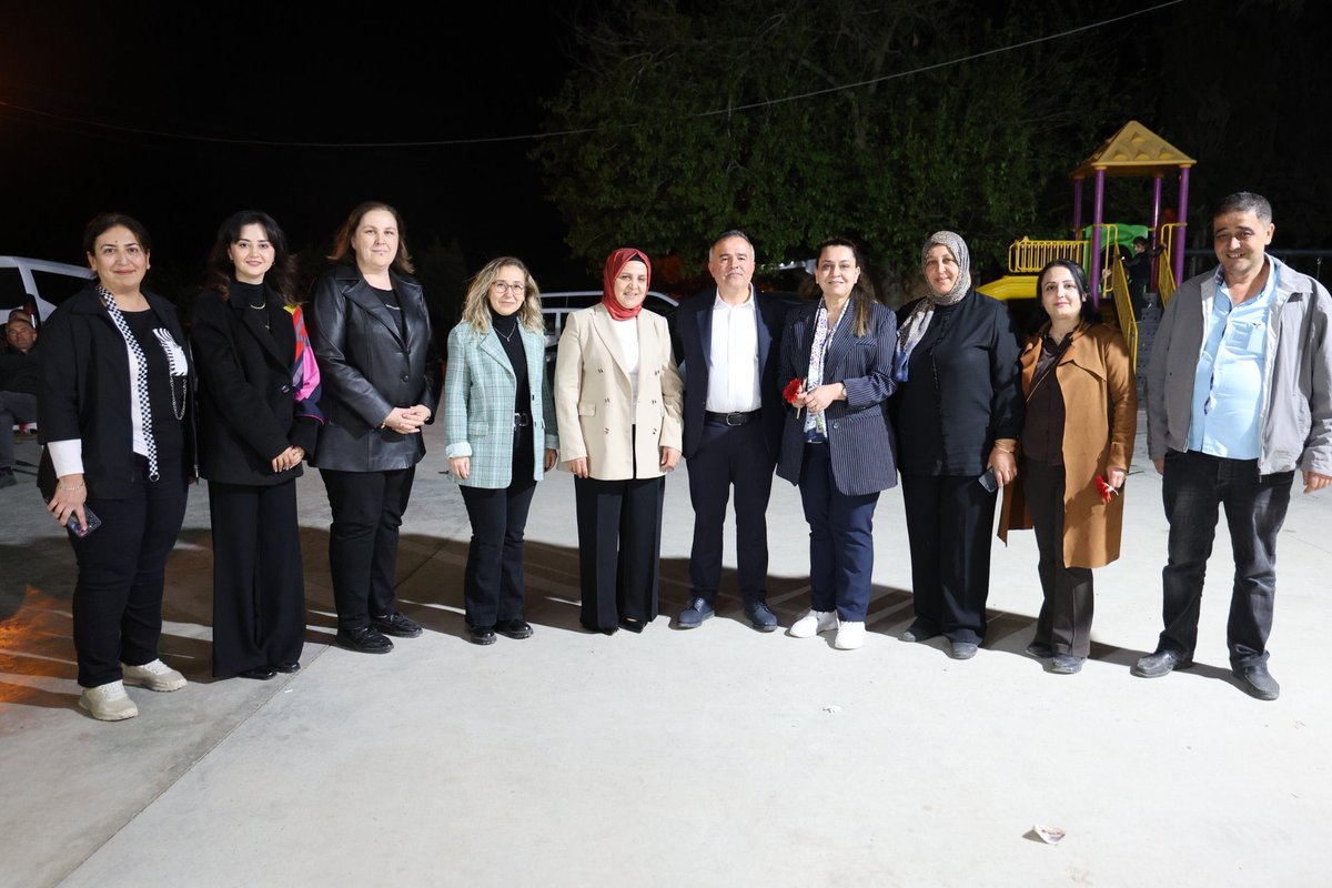 akkadinantalya's tweet photo. 📍Aksu /Boztepe
Mahallesi

Mahalle Muhtarı Bayram Karsavuran’ın kadınlarımıza yönelik düzenlediği anlamlı programa İl Kadın Kolları Başkanımız Sayın Gülçin Özboz ve yönetim kurulu üyelerimiz katılım sağladı. https://t.co/UTtTagXTm0