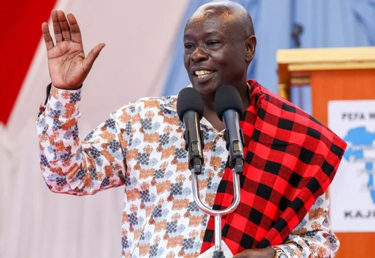 PEOPLE DAILY tweet media