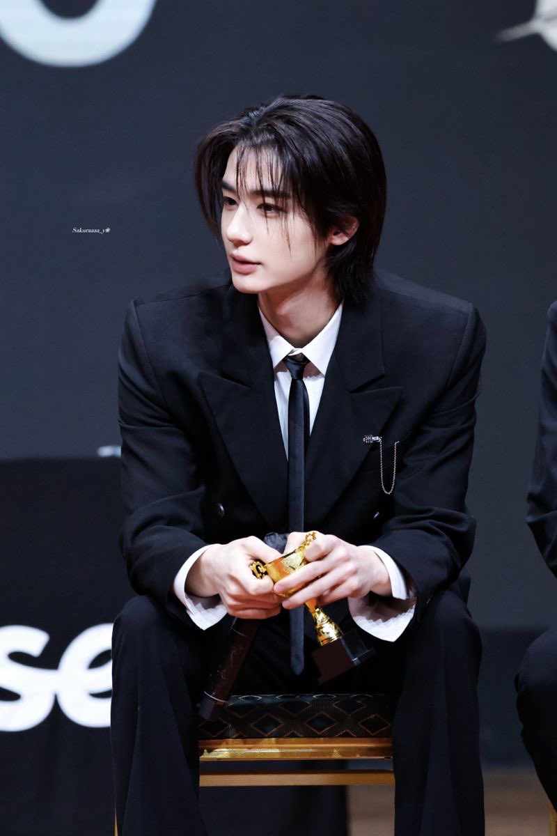 핢 tweet media