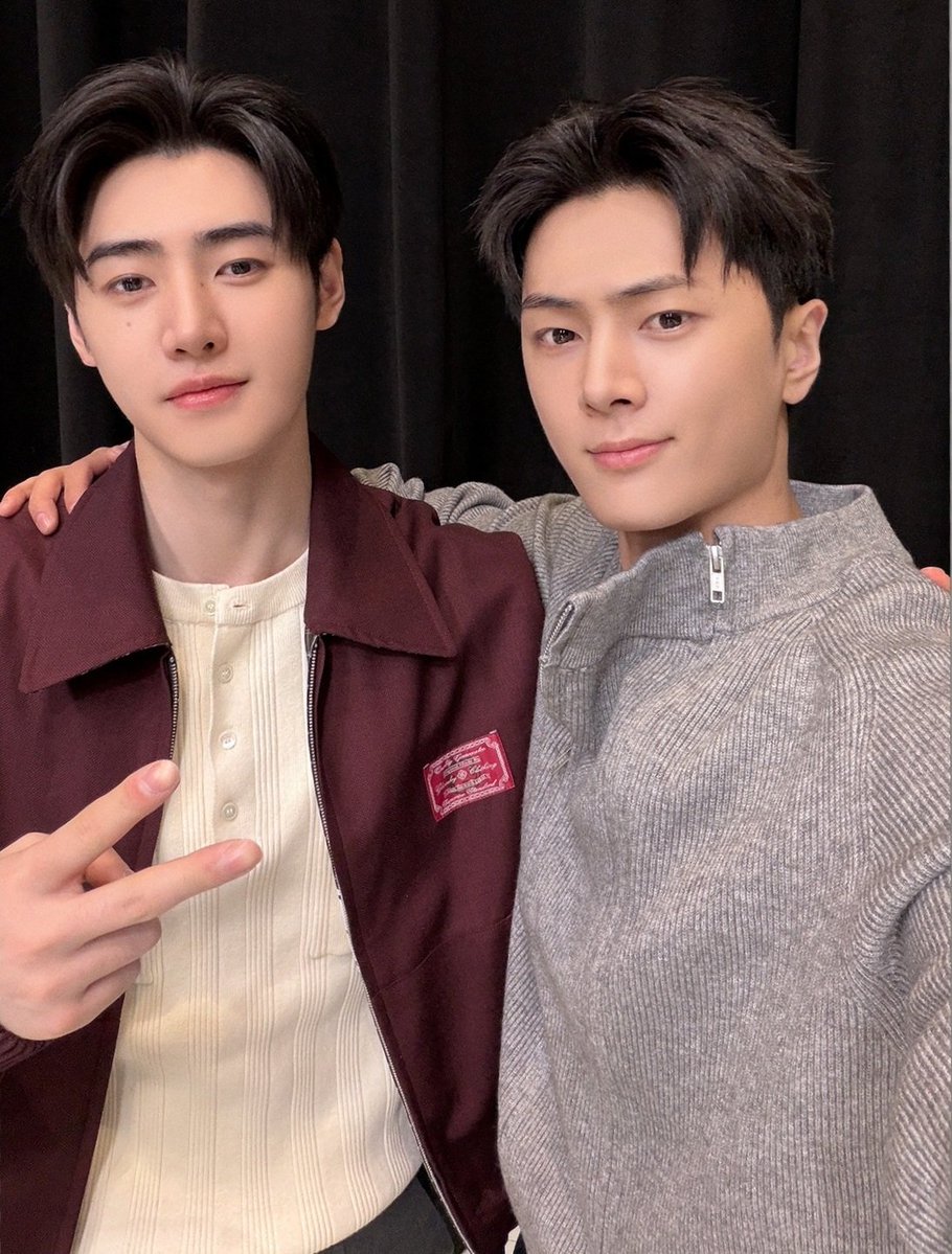 ❄️얼음별 tweet media