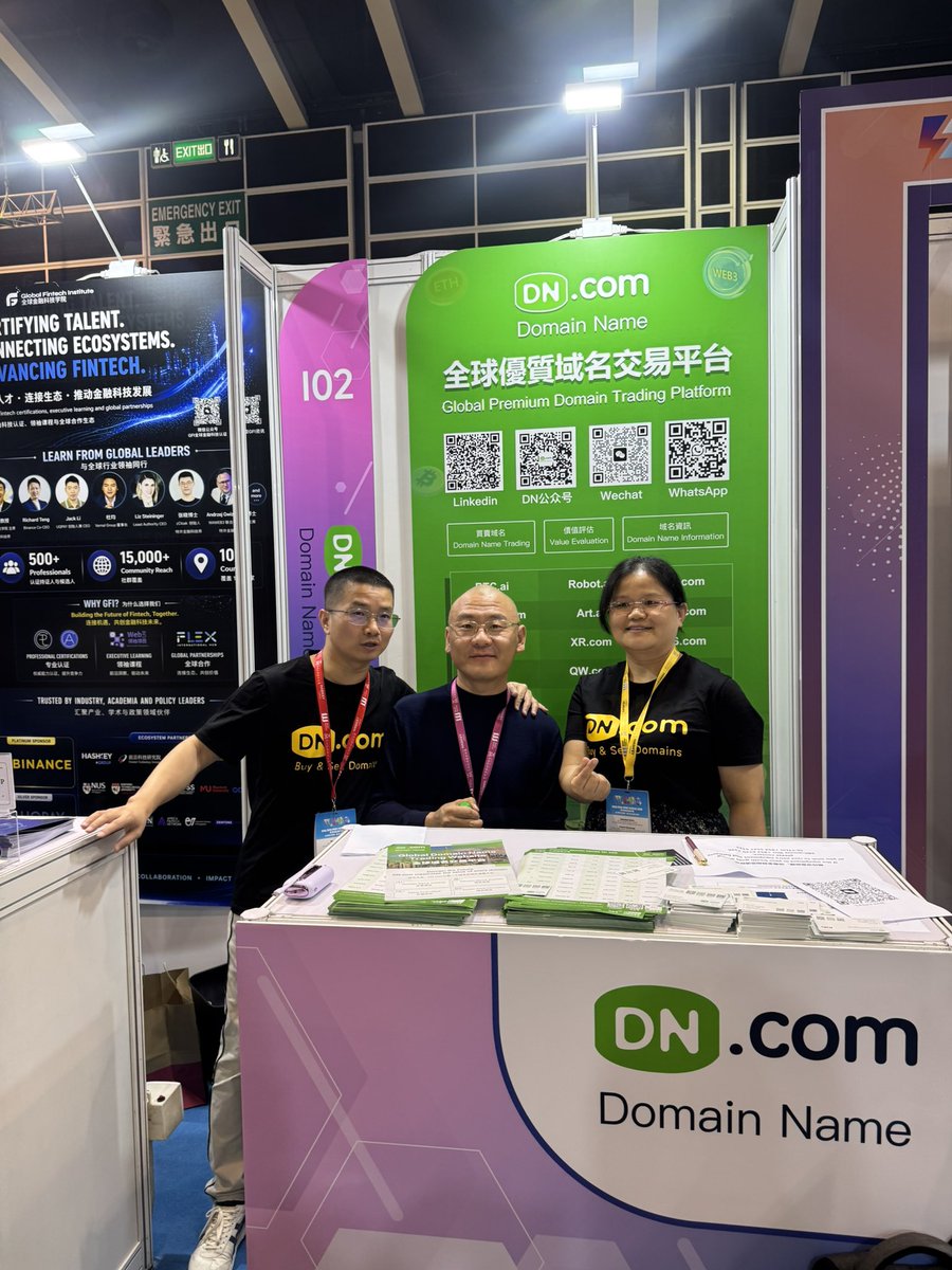 DomainnameAmor's tweet photo. 香港Web3嘉年华活动，宝二爷打卡https://t.co/k6RfPwsM1e展位，欢迎大家来我们展位跟宝二爷合影打卡 https://t.co/2b86Mnf0Vz