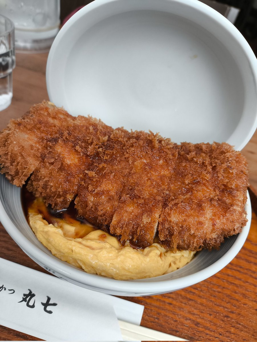 ででん♪ tweet media