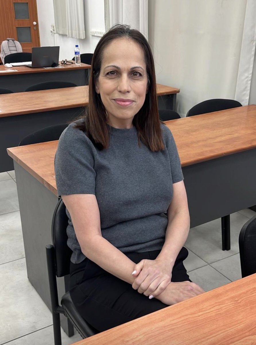 אלי ציפורי tweet media