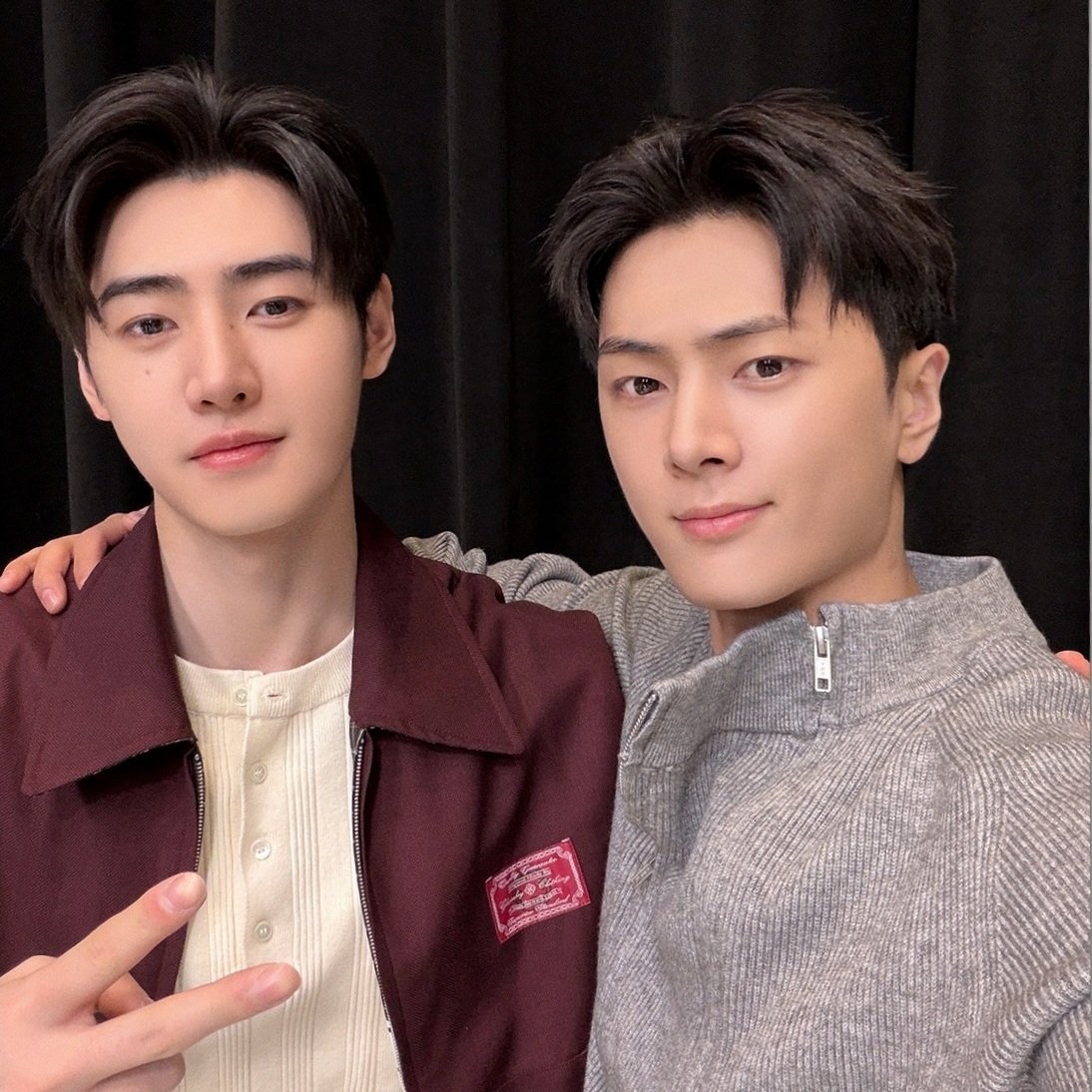 ❄️얼음별 tweet media