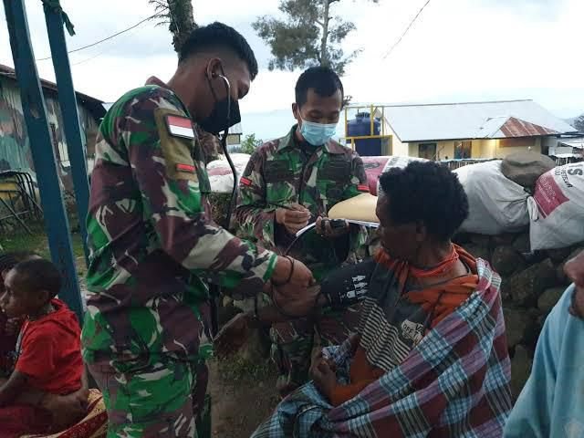 AndafinBr's tweet photo. Mantap, TNI Kita hadir yang pertama saat bencana melanda wilayah perkotaan sampai pedalaman yang jauh. Jiwa kesatria tak kenal lelah di setiap bagian tanah air.
Garda Terdepan Bangsa https://t.co/2lb5uWVmer