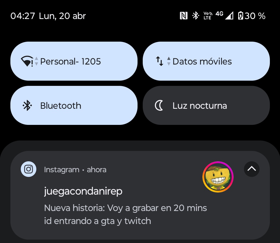 pero que le pasa a este mirá la hora flaco