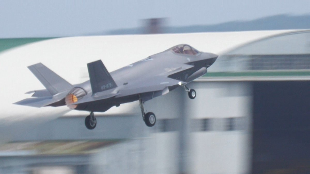 mt4692's tweet image. F-35A 新造機の51号機が米空軍パイロットが操縦しABを焚いてハイレートでテスト飛行に行きました。

動画は此方⇒youtu.be/RKbAOifeLuk

#F-35A
#新造機51号機
#小牧基地
#三沢基地
#小松基地
#岐阜基地