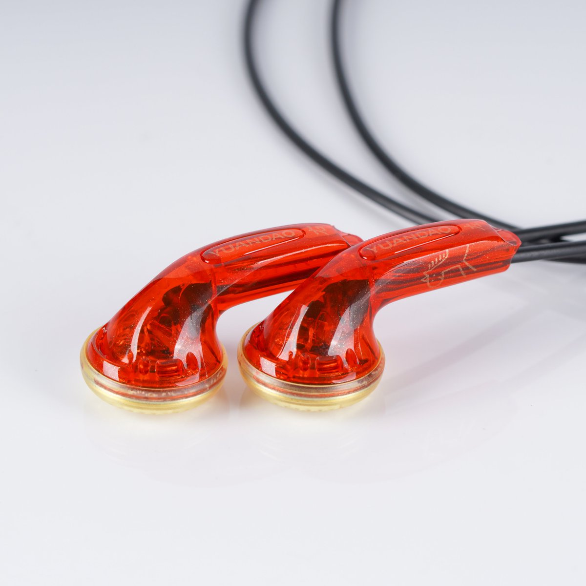 NicehckAudio's tweet image. 10th Anniversary Special Edition Flat-Head Earbuds

-Tranquil Deep Sea Blue
-10th Anniversary Exclusive Colorway
-Supports Connection with NICEHCK App
-Integrated DSP Graphical Tuning

Add it to your cart!🙌
nicehck.com/products/yuand…

#FlatHead #Earbuds #HIFI #Earphone