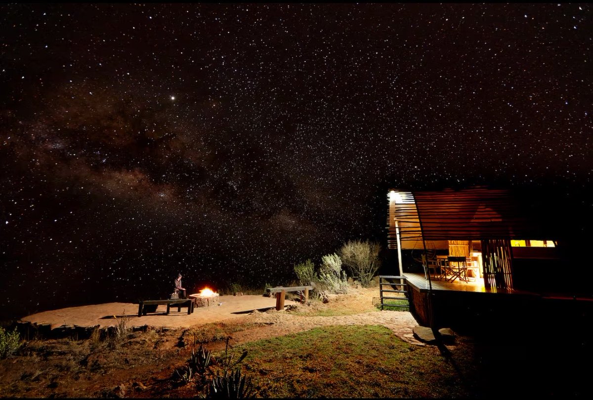 Raesetja123's tweet photo. You are a country person 🌾 this is for you. 

Mpumalanga is waiting for you. This is just R3000 for two nights . Self catering. 

Beautiful mountains, hiking to do and plenty boma dinners 🔥 https://t.co/gcL0GYQW7K