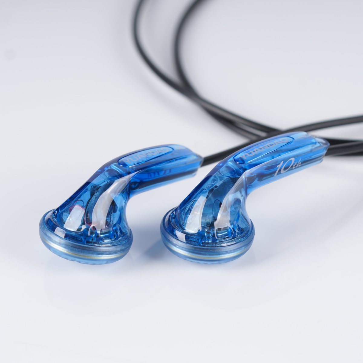 NicehckAudio's tweet image. 10th Anniversary Special Edition Flat-Head Earbuds

-Tranquil Deep Sea Blue
-10th Anniversary Exclusive Colorway
-Supports Connection with NICEHCK App
-Integrated DSP Graphical Tuning

Add it to your cart!🙌
nicehck.com/products/yuand…

#FlatHead #Earbuds #HIFI #Earphone