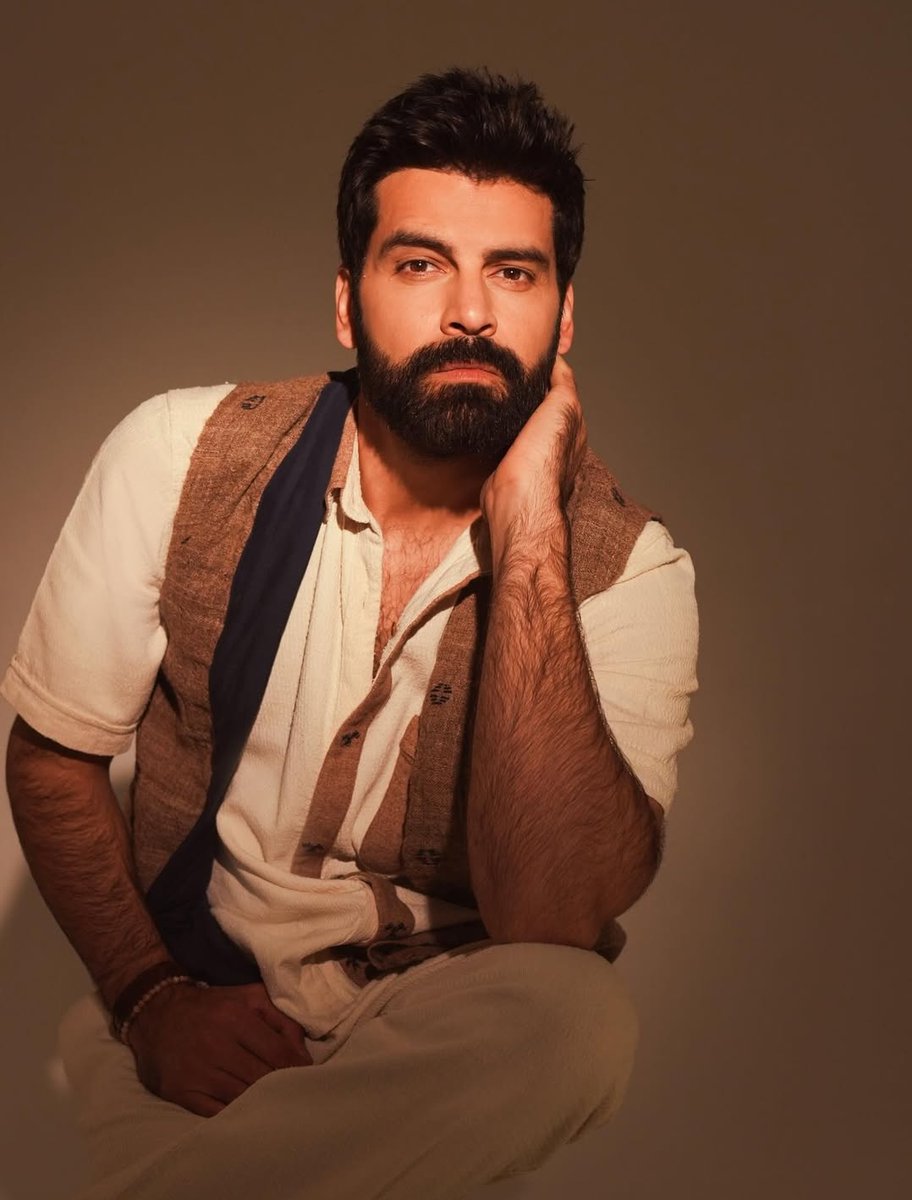 halime_yetkin's tweet photo. @nergisalanmelek Günaydın arkadaşlar. 
#ErkanMeriç https://t.co/WoWnBeN211