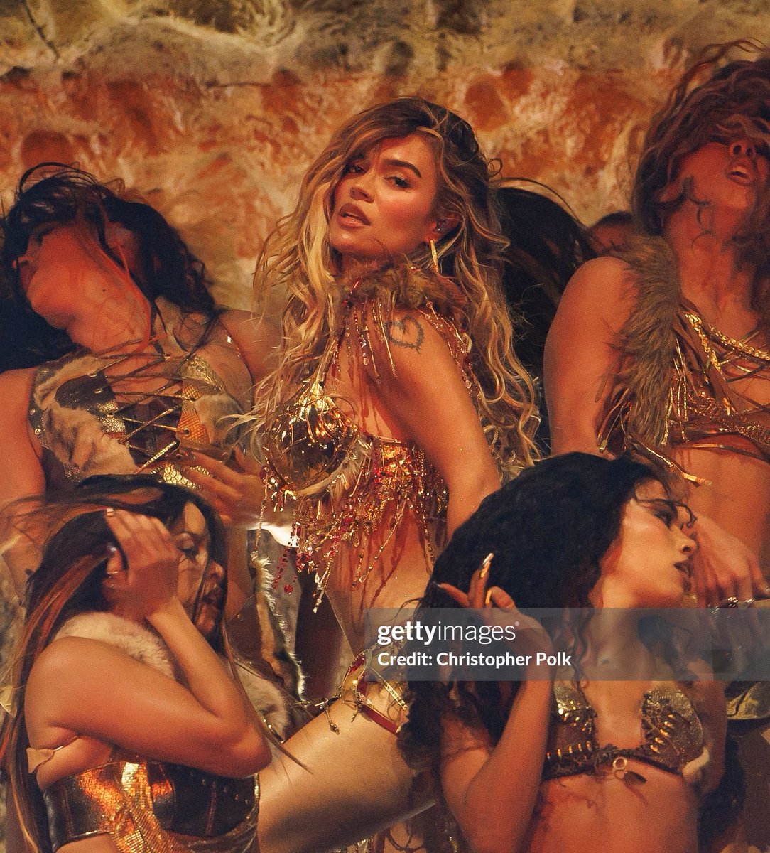 karolgesp_'s tweet photo. KAROL G ANUNCIA EN COACHELLA EL TOUR https://t.co/l7jBmQGmMk