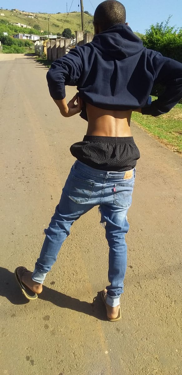 kidNextdoor tweet media