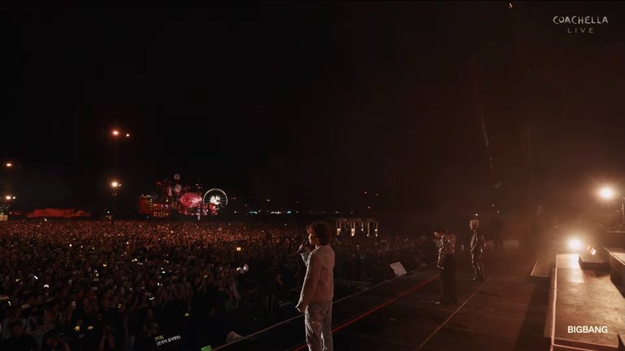 ยองเบและน้องแด ฝากถึง vip ที่ดูผ่าน live แบบชาวเรานะคะ 
"สำหรับคนที่กำลังรับชมอยู่จากทางไกล ขอบคุณนะครับ และถึงแฟนๆ ชาวเกาหลีทุกคน ขอบคุณมากจริงๆ ครับ มีคนเกาหลีหลายท่านเลยที่เดินทางมาดู Coachella ด้วยตัวเองที่นี่ ขอบคุณนะครับ ปีนี้เป็น ครบรอบ 20 ปี ของพวกเราแล้ว