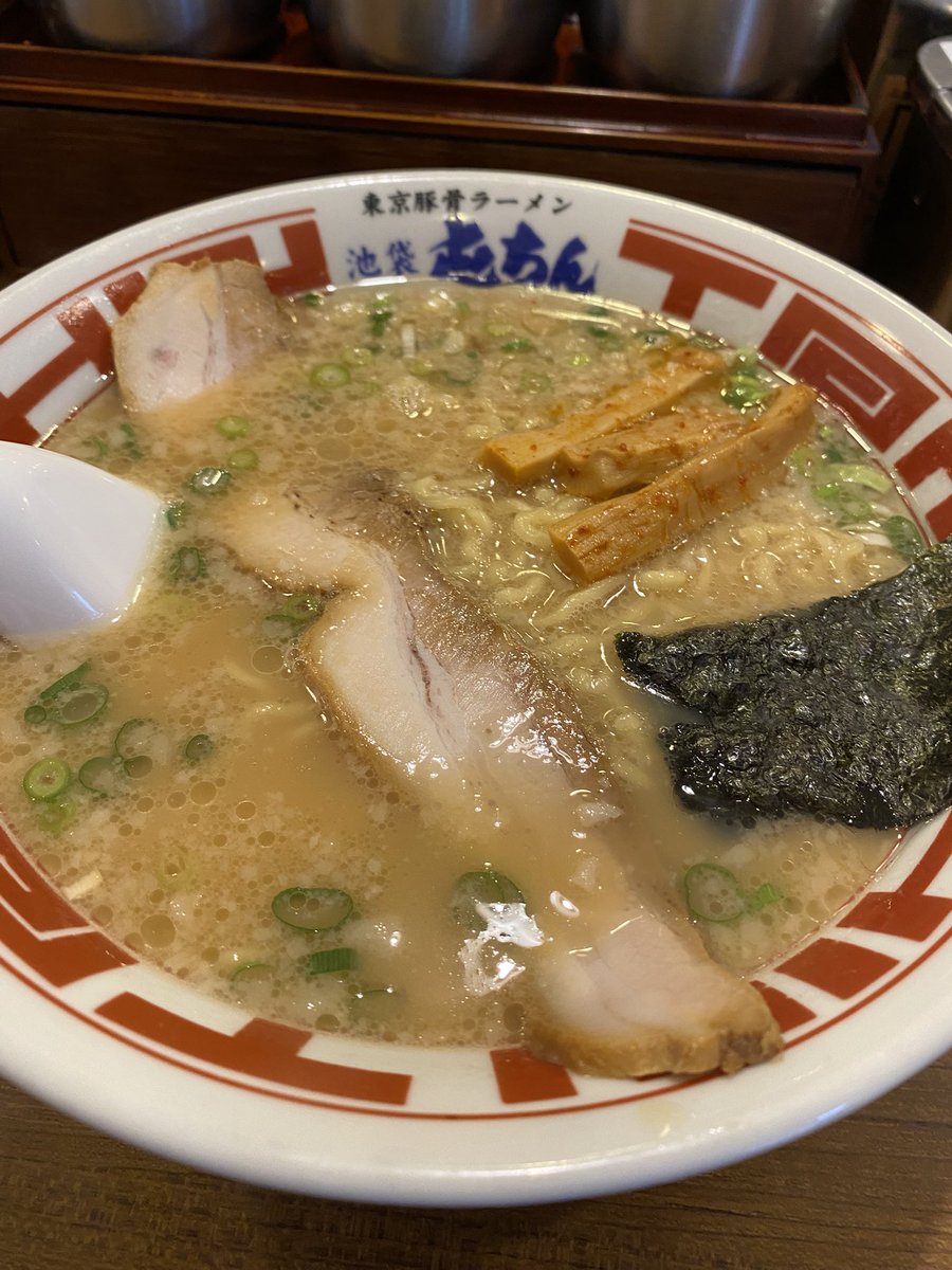 こがまる tweet media