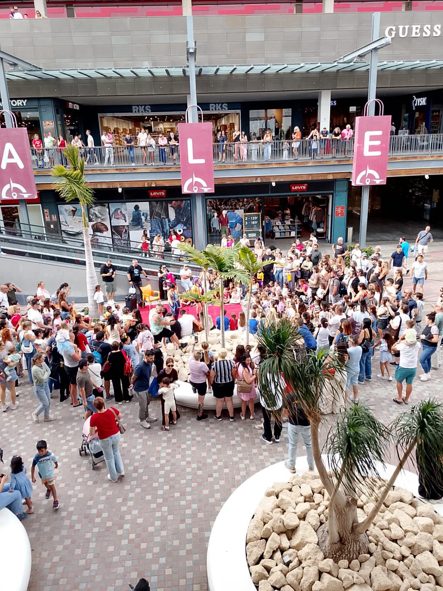 GALEÓN OUTLET tweet media