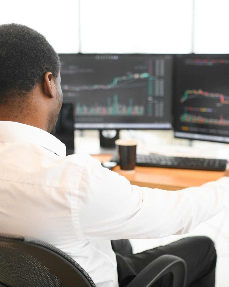 azizkouraogopro's tweet image. 🌟 Upgrade Your Trading Journey — Join Skool.com/eagle-trade-66…!

Simple strategies, clear decisions, and disciplined execution — that’s how real traders grow. 📊
Keep it simple, stay consistent, and trust the process.

👉 Join now: 

#TradeSmart