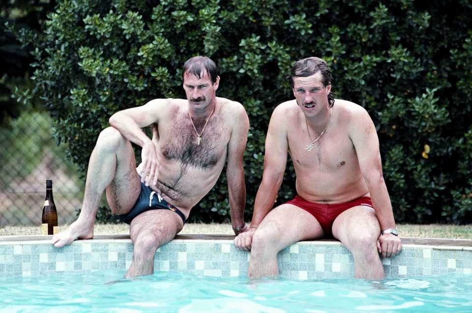 CaughtAtPoint's tweet image. Dennis Lillee and Ian Botham enjoying some downtime by the pool at a winery on the rest day of Adelaide Test (#Ashes 1982-83)

#Cricket #England #Australia