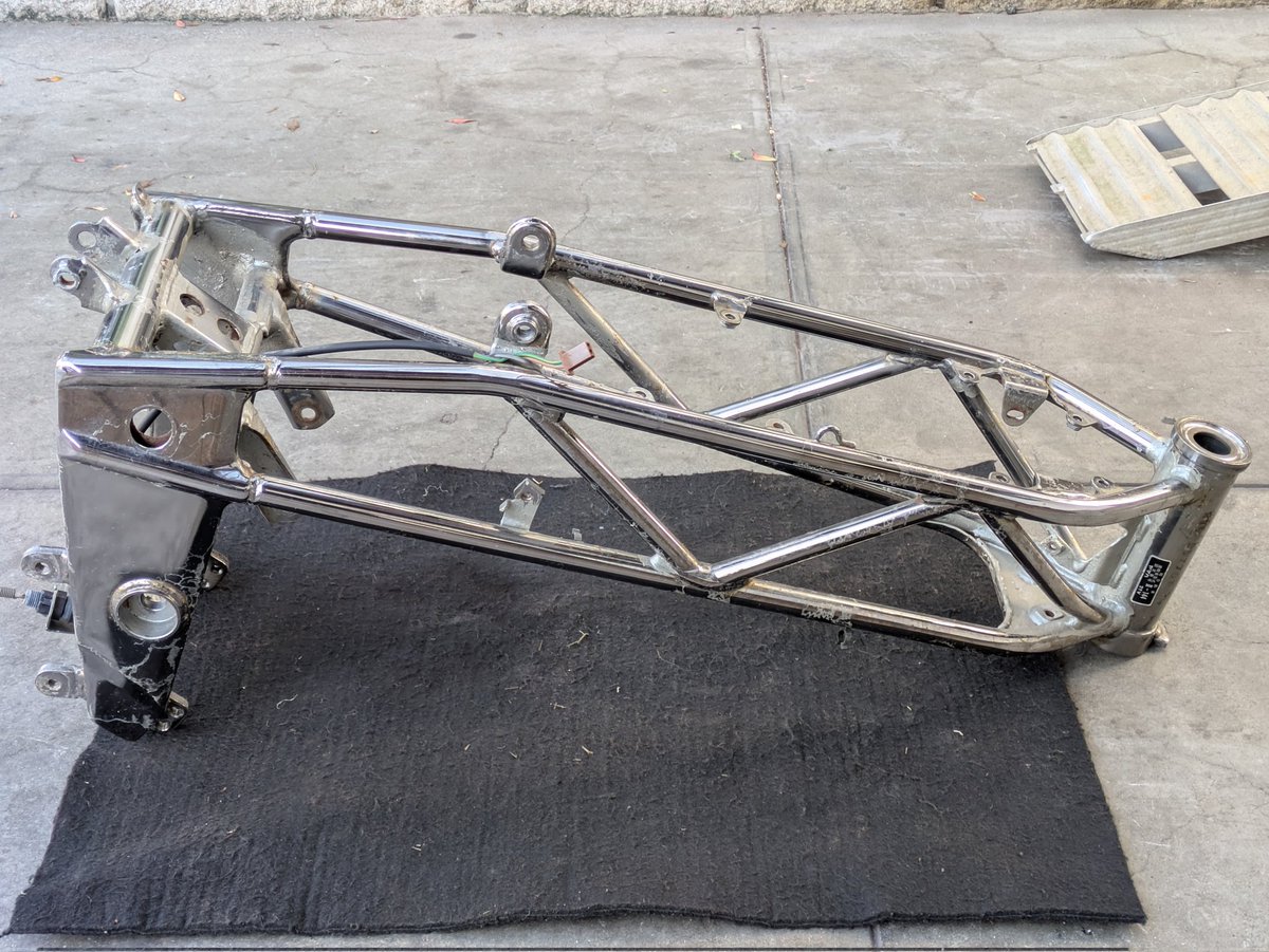 なっぴ@ tweet media