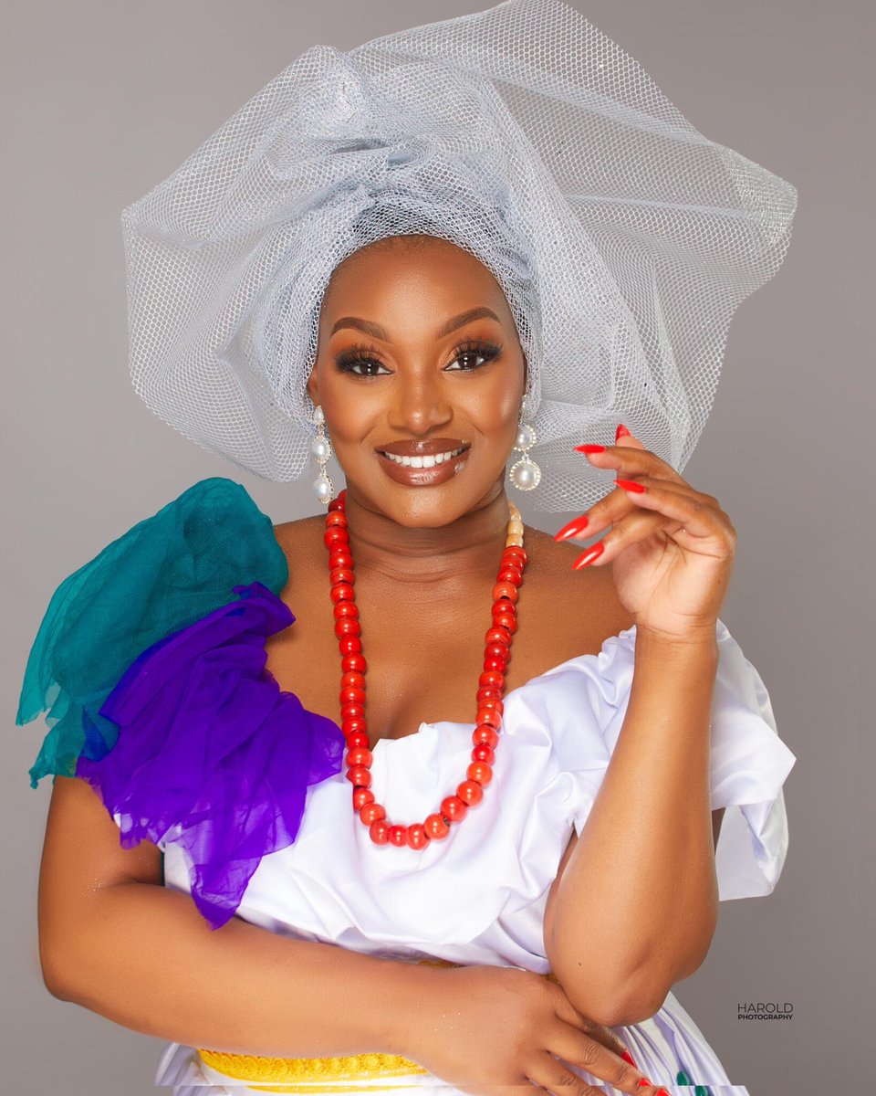 TREIIZIVOIR tweet media