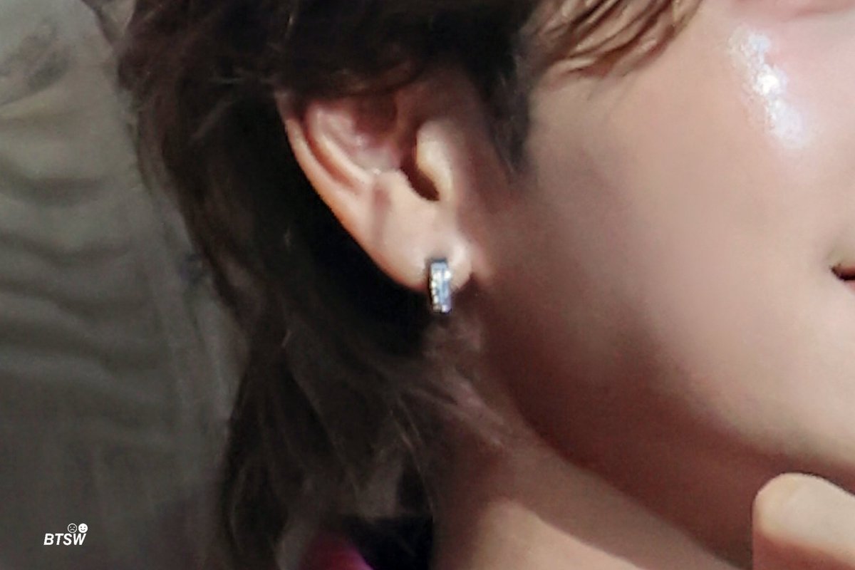 bbbittersweettt's tweet photo. Accessories 💙💎💍💓
#MyRomanceScammerFinalEP
#markjrtn @Markjrtn ⋆☾ https://t.co/nKR0eokdtL