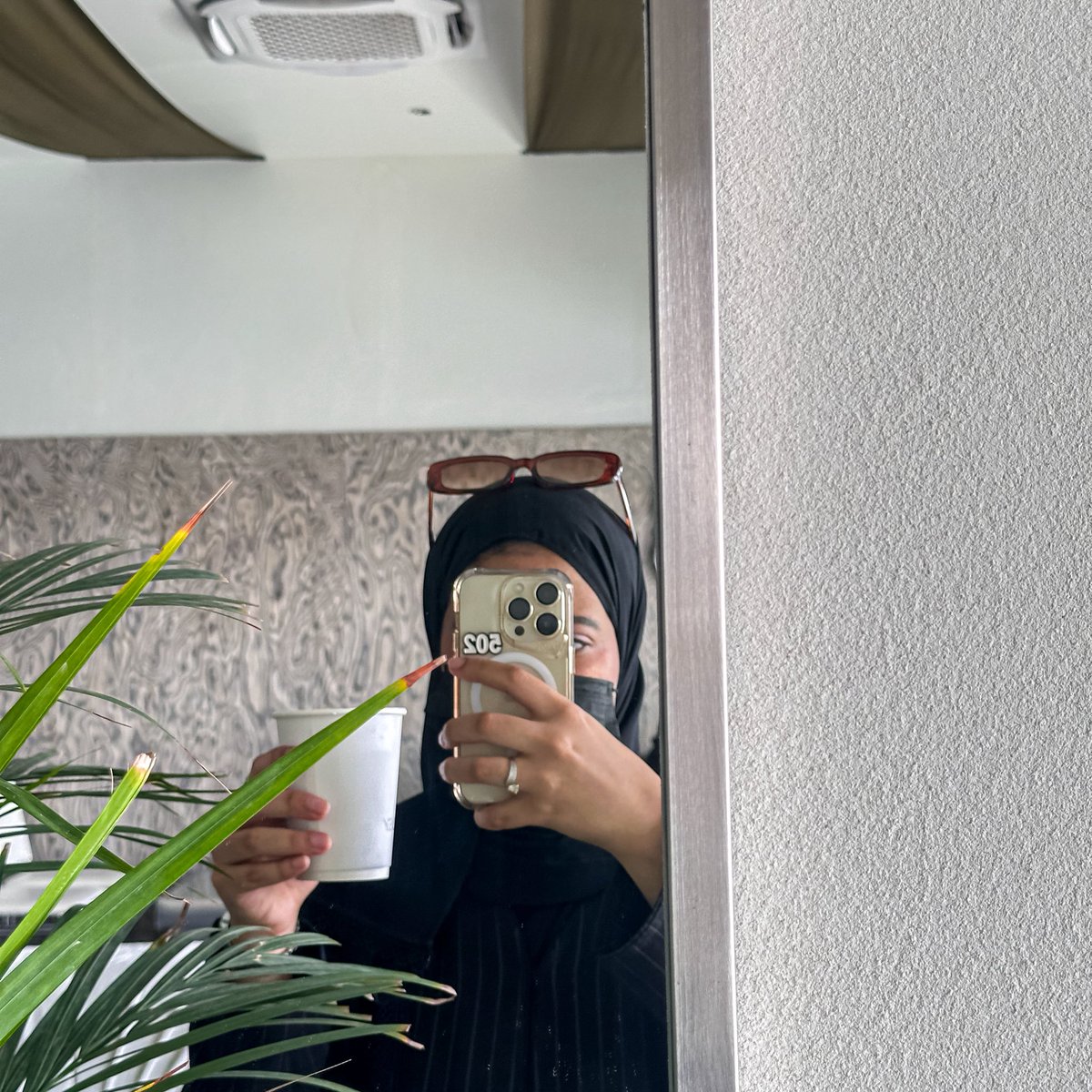 خَوَاء tweet media