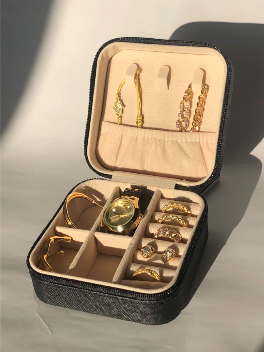 irene Luxe Accessories💍 tweet media