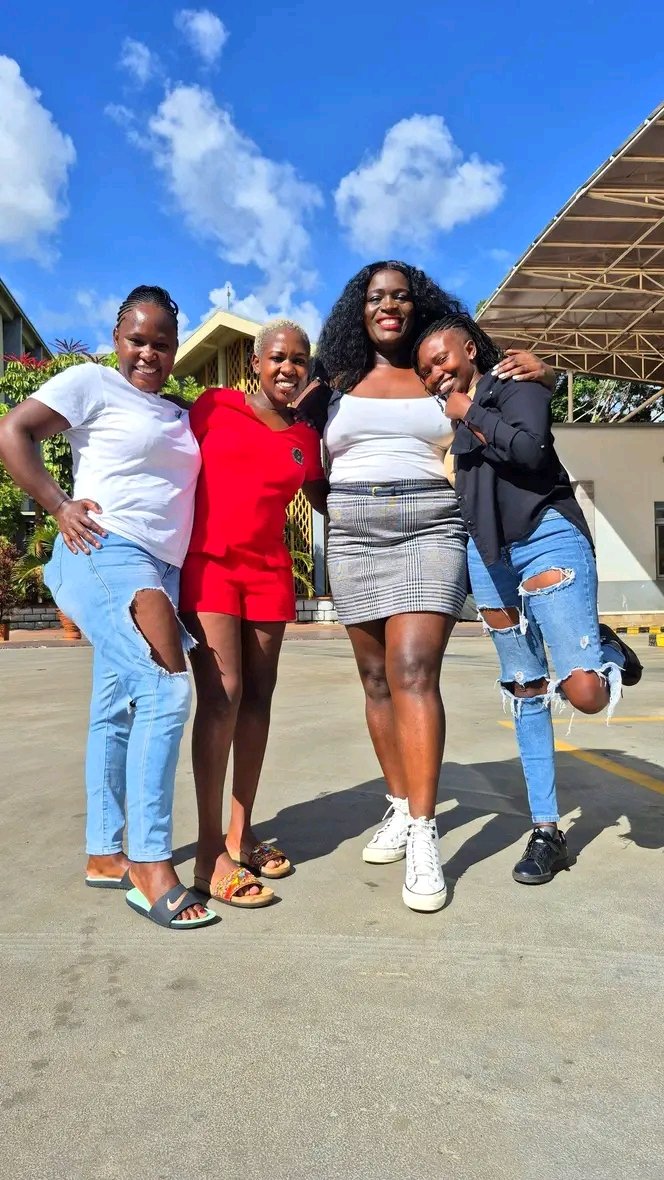 feminist_centre's tweet photo. "The journey has begun! 🌟 40 WHRDs from Kibera, Dandora, Githurai & 6 more settlements uniting for GBV training under our Women Leadership & Governance pillar. Thanks to @AICSNairobi @UNHumanRightsKE @UNWomenKenya. Learning, healing & building power together. #EndVAWCNow #WHRDs" https://t.co/1JacnUXtqw