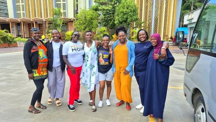 feminist_centre's tweet photo. "The journey has begun! 🌟 40 WHRDs from Kibera, Dandora, Githurai & 6 more settlements uniting for GBV training under our Women Leadership & Governance pillar. Thanks to @AICSNairobi @UNHumanRightsKE @UNWomenKenya. Learning, healing & building power together. #EndVAWCNow #WHRDs" https://t.co/1JacnUXtqw