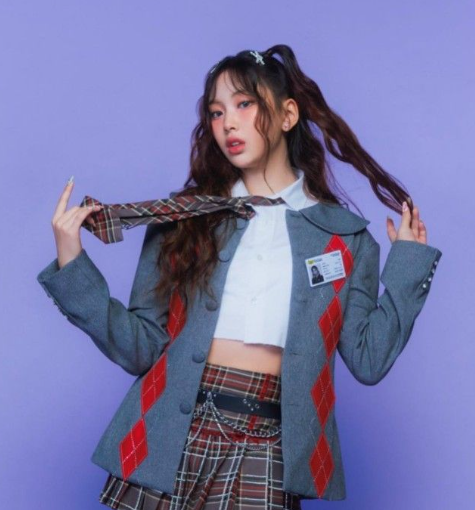 About Music tweet media