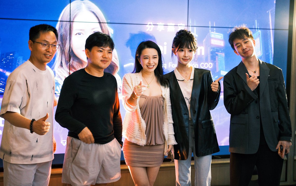 Nina 小耳朵 tweet media